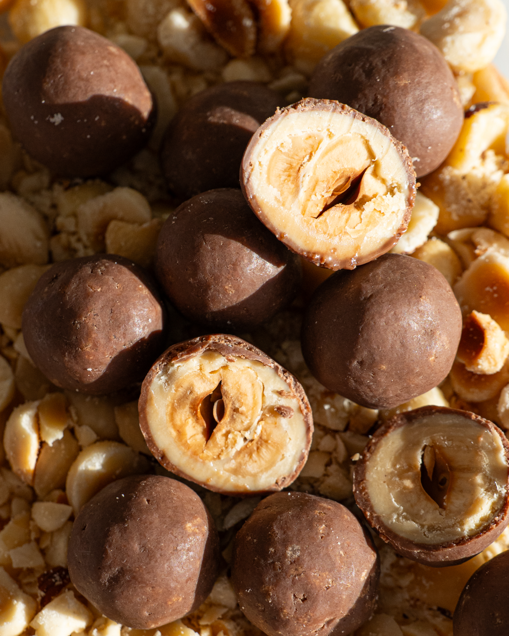 Creation of the Month | Salted Hazelnut Biscoff Dragées